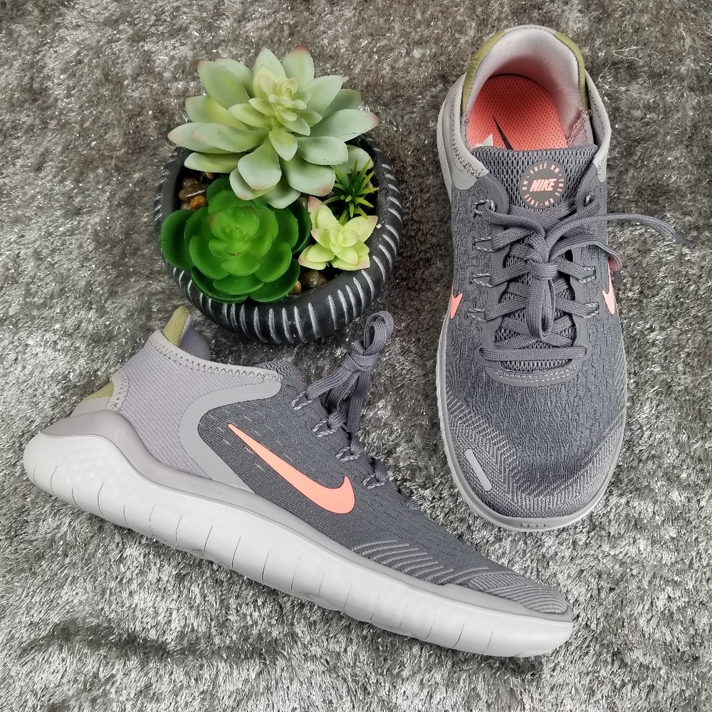 Nike Free Run Flyknit Sneakers - Picture 2 of 6